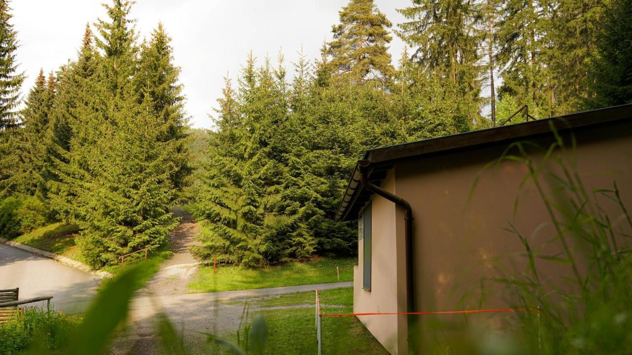 Ski House Jursport Zavazna Poruba ภายนอก รูปภาพ